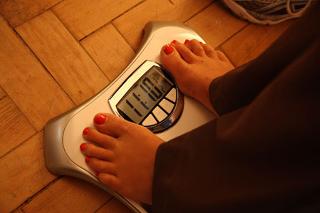 Claire Sweeney feet photo 5