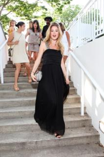 Doutzen Kroes feet photo thumbnail