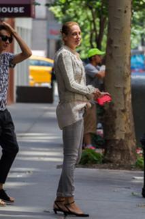 Uma Thurman feet photo thumbnail