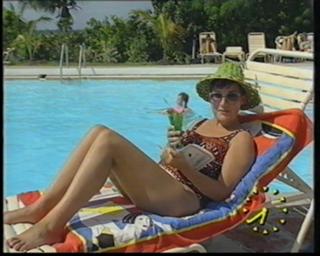 Lorraine Kelly feet photo 4