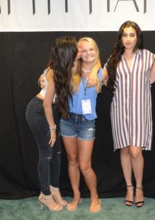 Camila Cabello feet photo thumbnail