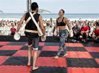 Ronda Rousey feet photo thumbnail
