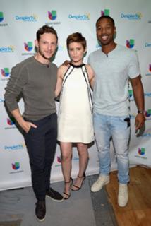 Kate Mara feet photo thumbnail