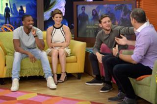 Kate Mara feet photo thumbnail