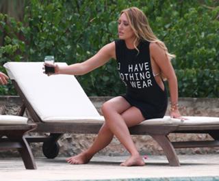 Charlotte Crosby feet photo thumbnail