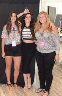 Camila Cabello feet photo thumbnail