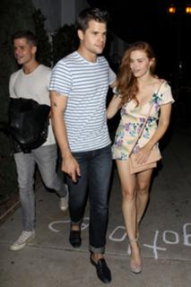 Holland Roden feet photo thumbnail