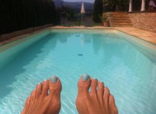 Andrea L'Arronge feet photo 3