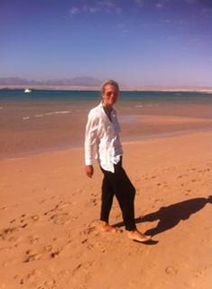Andrea L'Arronge feet photo 2