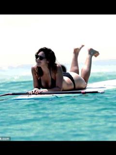 Katharine McPhee feet photo thumbnail