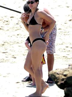 Katharine McPhee feet photo thumbnail