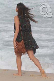 Bruna Marquezine feet photo thumbnail