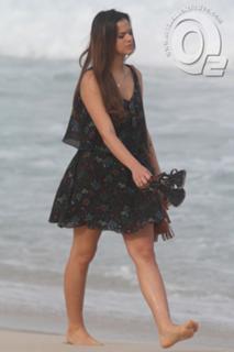 Bruna Marquezine feet photo thumbnail