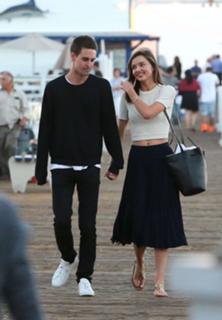 Miranda Kerr feet photo thumbnail