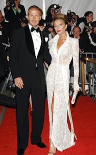 Victoria Beckham feet photo thumbnail
