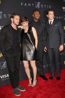 Kate Mara feet photo thumbnail