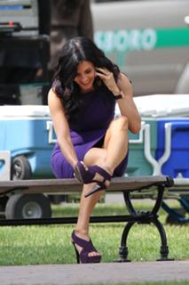 Courteney Cox feet photo thumbnail