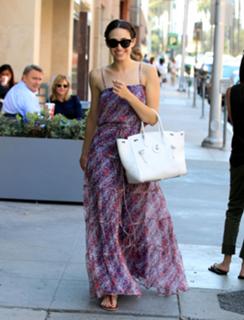 Emmy Rossum feet photo thumbnail