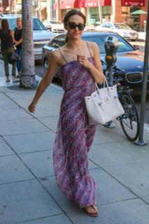 Emmy Rossum feet photo thumbnail