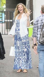 Joss Stone feet photo thumbnail