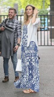Joss Stone feet photo thumbnail