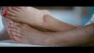 Katrina Kaif feet photo thumbnail