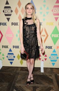 Emma Roberts feet photo thumbnail