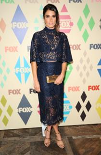 Nikki Reed feet photo thumbnail