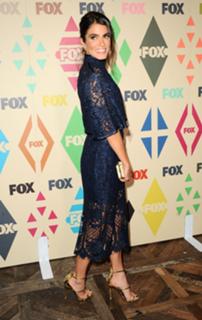 Nikki Reed feet photo thumbnail