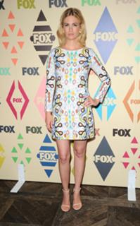 January Jones feet photo thumbnail