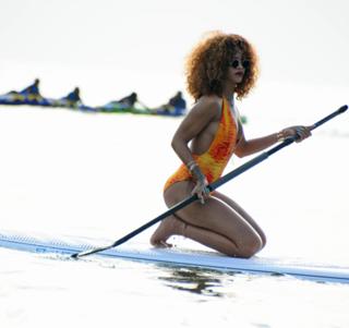 Rihanna feet photo thumbnail