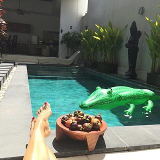 Elena Letuchaya feet photo 5