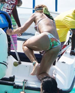 Rihanna feet photo thumbnail