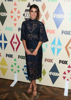 Nikki Reed feet photo thumbnail