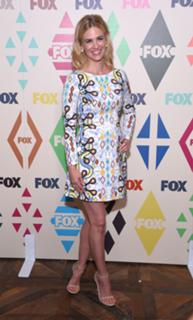 January Jones feet photo thumbnail