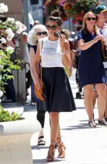 Michelle Keegan feet photo thumbnail