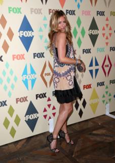Cat Deeley feet photo thumbnail