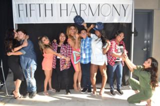 Camila Cabello feet photo thumbnail