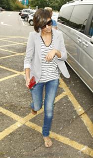 Frankie Bridge feet photo thumbnail