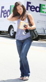 Minka Kelly feet photo thumbnail
