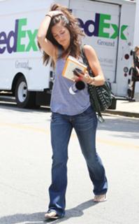 Minka Kelly feet photo thumbnail