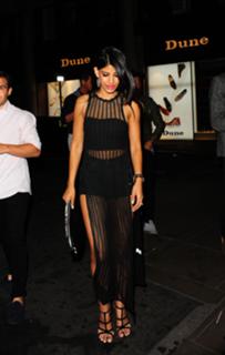 Jasmin Walia feet photo thumbnail
