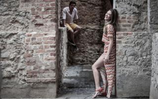 Juliana Paiva feet photo thumbnail