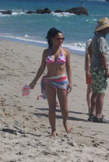 Christina Milian feet photo thumbnail