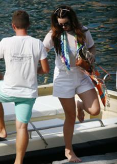 Lana Del Rey feet photo thumbnail