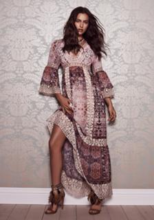 Irina Shayk feet photo thumbnail