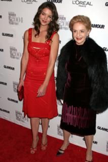 Katie Holmes feet photo thumbnail