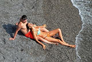 Irina Shayk feet photo thumbnail