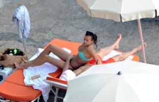 Irina Shayk feet photo thumbnail