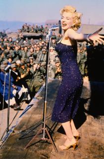 Marilyn Monroe feet photo thumbnail